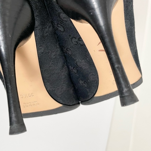 Gucci Black Canvas Leather lined Guccisima GG logo web bow peep toe pumps EU39.5 - Picture 11 of 14
